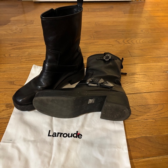 Larroude Boots - Picture 2 of 3